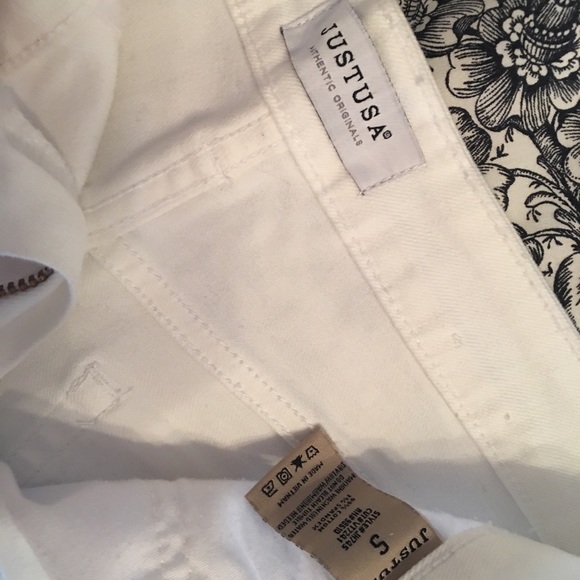 White jean shorts - Picture 3 of 3